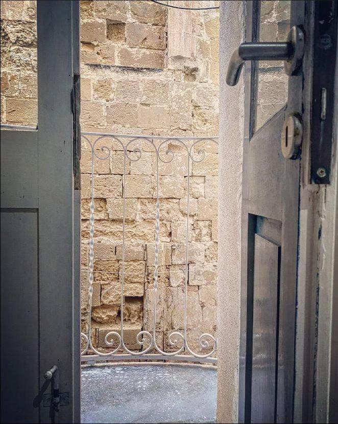 Malta Suites Senglea Exterior foto